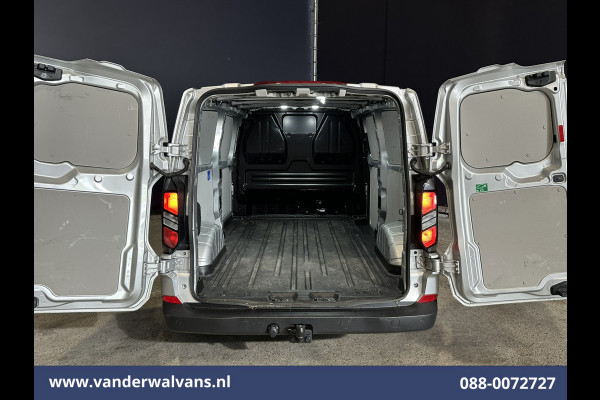 Ford Transit Custom 2.0 TDCI 136pk L2H1 Euro6 Airco | Camera | Navigatie | Apple Carplay | LED | Cruisecontrol Android Auto, 2800kg trekhaak, Parkeersensoren, Verwarmde voorruit, Bijrijdersbank