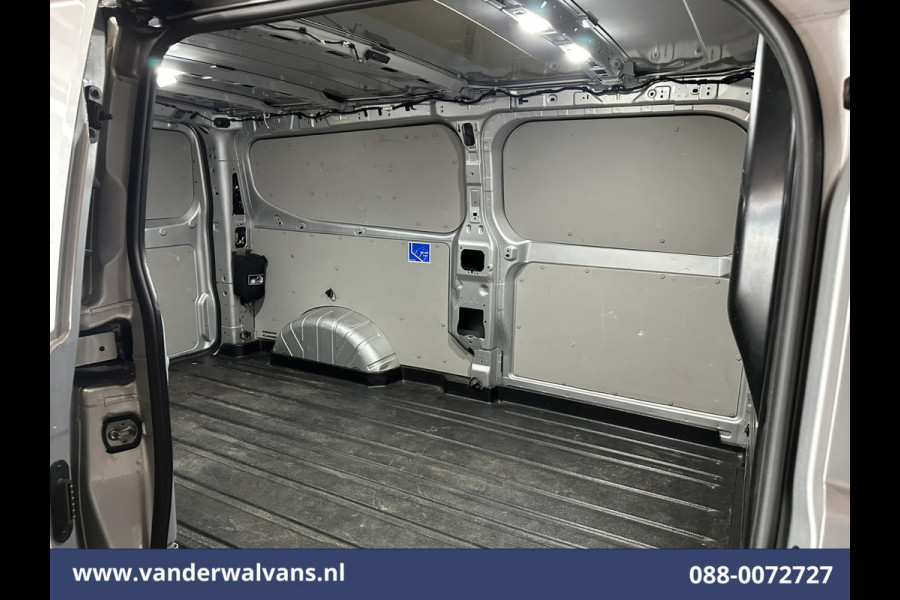 Ford Transit Custom 2.0 TDCI 136pk L2H1 Euro6 Airco | Camera | Navigatie | Apple Carplay | LED | Cruisecontrol Android Auto, 2800kg trekhaak, Parkeersensoren, Verwarmde voorruit, Bijrijdersbank