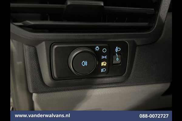 Ford Transit Custom 2.0 TDCI 136pk L2H1 Euro6 Airco | Camera | Navigatie | Apple Carplay | LED | Cruisecontrol Android Auto, 2800kg trekhaak, Parkeersensoren, Verwarmde voorruit, Bijrijdersbank