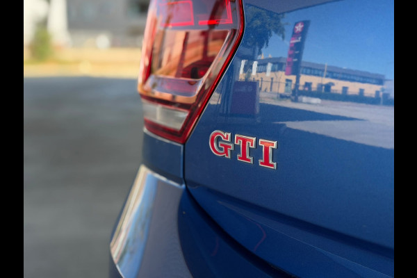Volkswagen Polo 2.0 TSI GTI( Goed OnderH, Navi, Carplay, StoelV, App-Connect, Cruise Con, Etc)