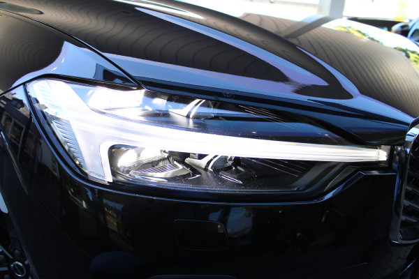 Volvo XC60 2.0 T8 Ultra Bright | Luchtvering | Massage | H/K | Head-Up