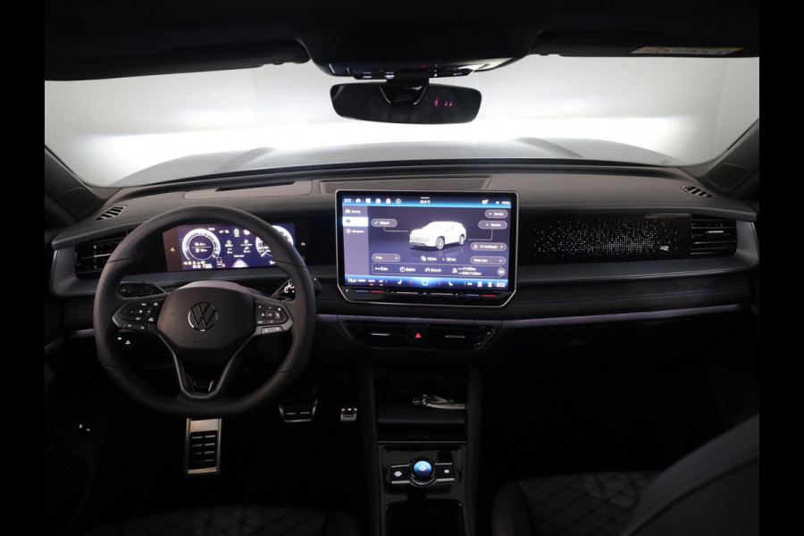 Volkswagen Tayron R-Line Edition 1.5 eHybrid 200 kW / 272 PK SUV 6 v Panoramadak | Trekhaak | 360 camera