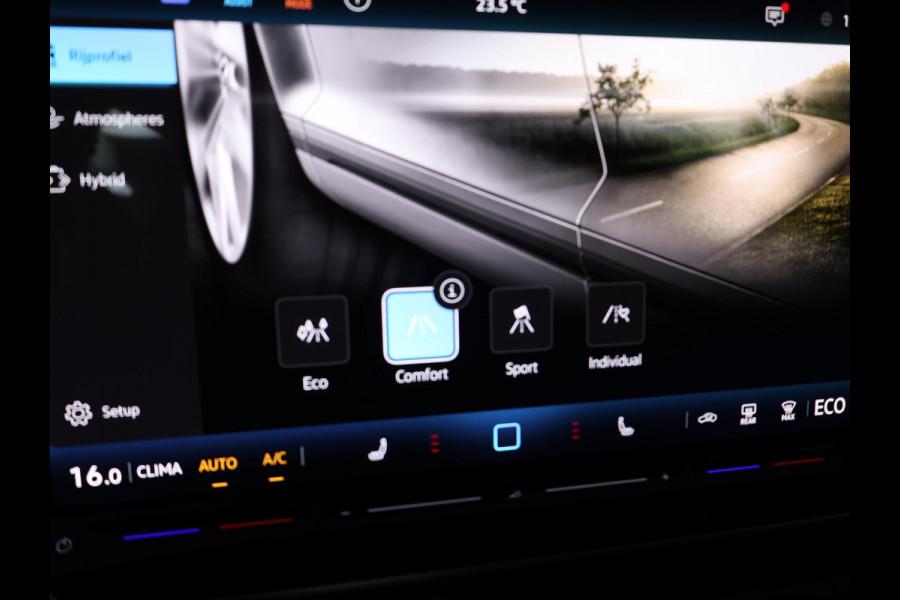Volkswagen Tayron R-Line Edition 1.5 eHybrid 200 kW / 272 PK SUV 6 v Panoramadak | Trekhaak | 360 camera