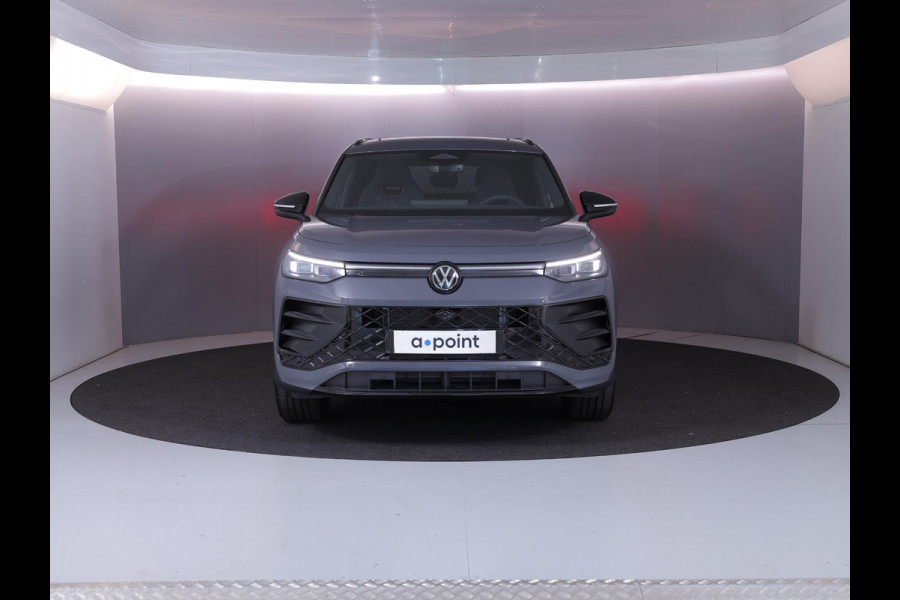 Volkswagen Tayron R-Line Edition 1.5 eHybrid 200 kW / 272 PK SUV 6 v Panoramadak | Trekhaak | 360 camera