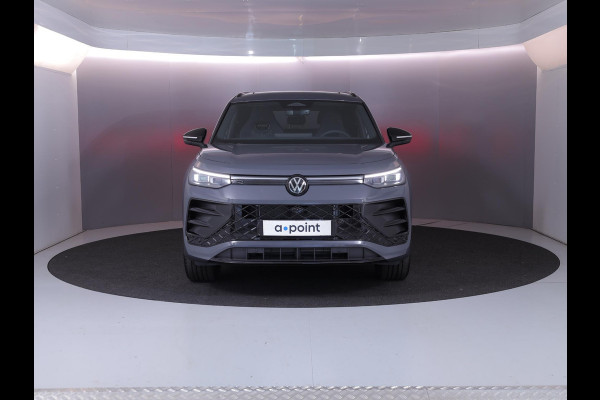 Volkswagen Tayron R-Line Edition 1.5 eHybrid 200 kW / 272 PK SUV 6 v Panoramadak | Trekhaak | 360 camera