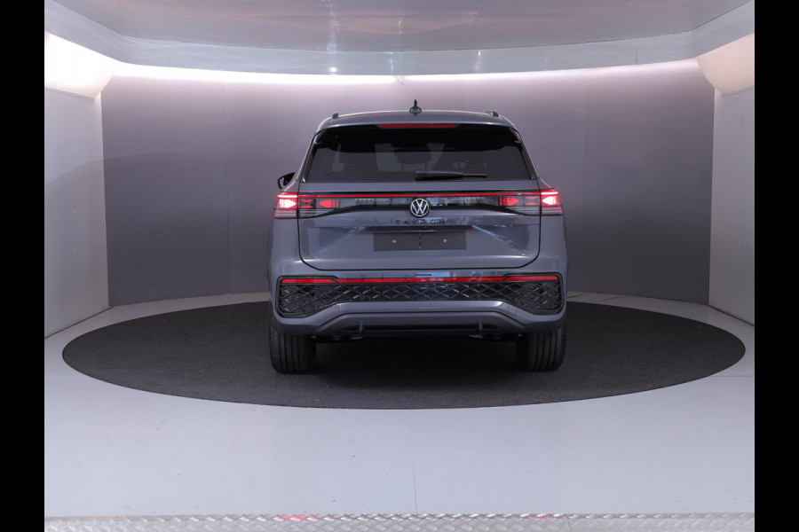 Volkswagen Tayron R-Line Edition 1.5 eHybrid 200 kW / 272 PK SUV 6 v Panoramadak | Trekhaak | 360 camera