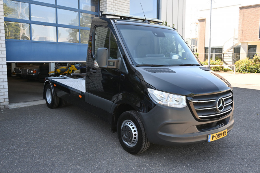 Mercedes-Benz Sprinter 519 CDI 3.0 V6 BE trekker MBUX navigatie, Geveerde stoel, Etc.