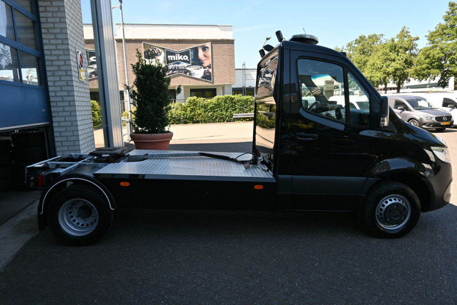 Mercedes-Benz Sprinter 519 CDI 3.0 V6 BE trekker MBUX navigatie, Geveerde stoel, Etc.