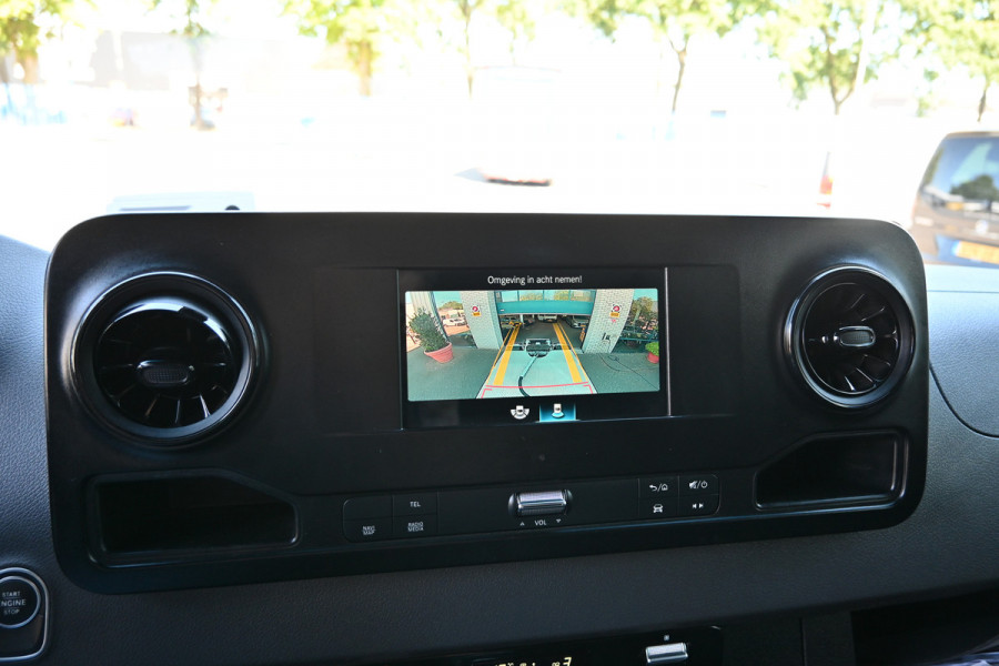Mercedes-Benz Sprinter 519 CDI 3.0 V6 BE trekker MBUX navigatie, Geveerde stoel, Etc.
