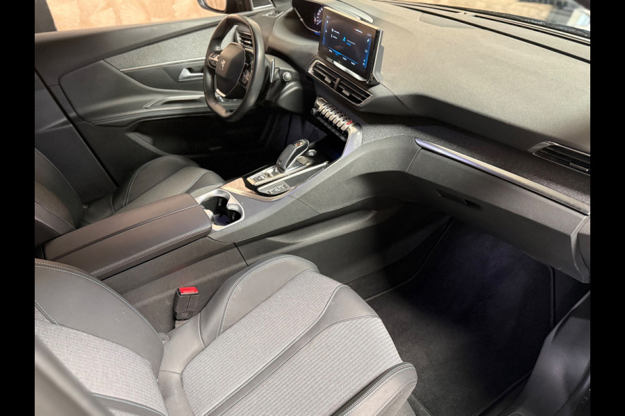 Peugeot 3008 1.2 PureTech Allure Pack Business | Stoelverwarming | Carplay | Camera | Trekhaak