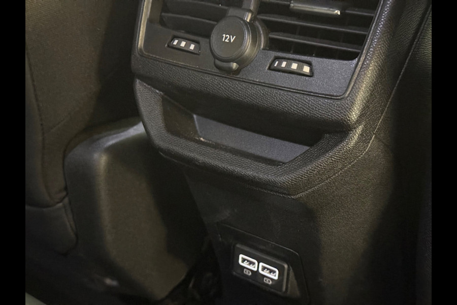 Peugeot 3008 1.2 PureTech Allure Pack Business | Stoelverwarming | Carplay | Camera | Trekhaak