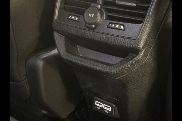 Peugeot 3008 1.2 PureTech Allure Pack Business | Stoelverwarming | Carplay | Camera | Trekhaak