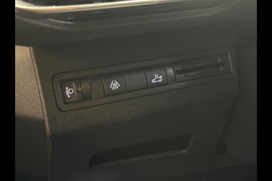 Peugeot 3008 1.2 PureTech Allure Pack Business | Stoelverwarming | Carplay | Camera | Trekhaak