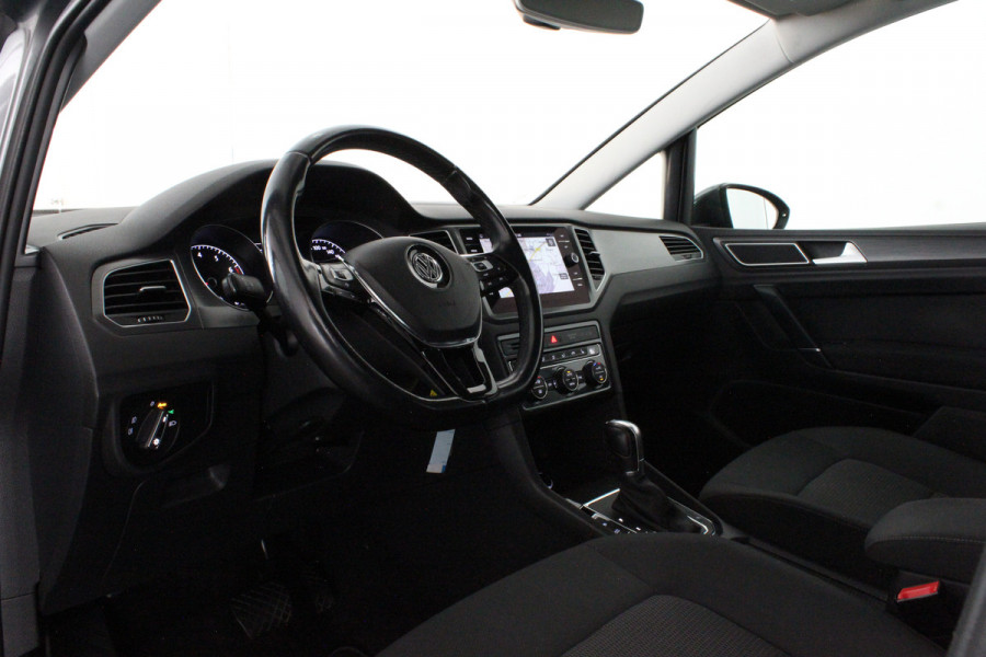 Volkswagen Golf Sportsvan 1.0 TSI Highline > Camera/All season banden/Goed onderhouden!