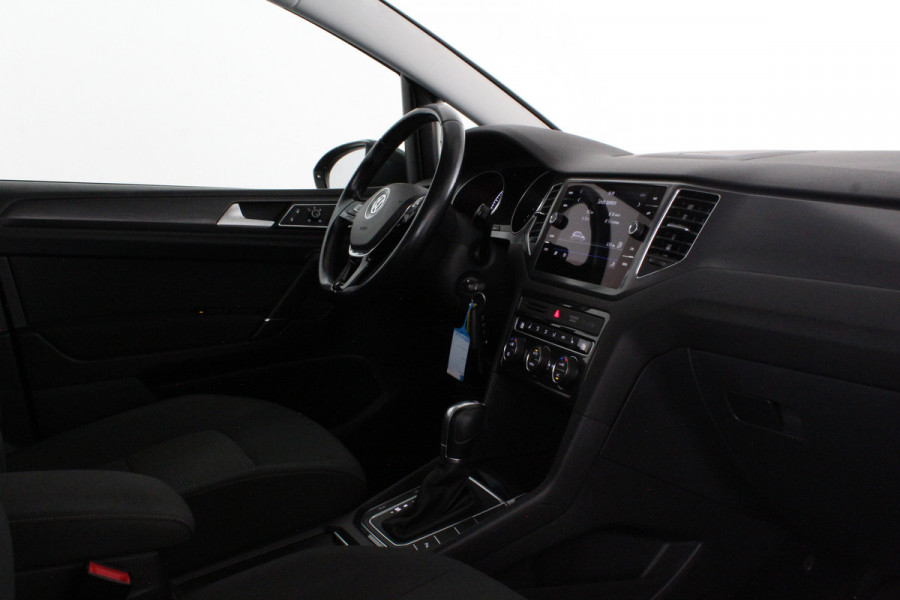 Volkswagen Golf Sportsvan 1.0 TSI Highline > Camera/All season banden/Goed onderhouden!