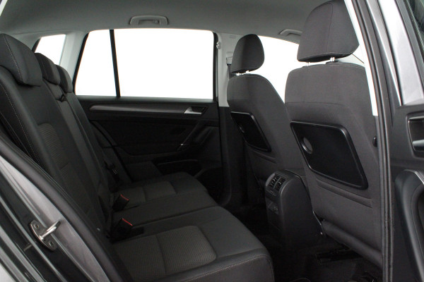 Volkswagen Golf Sportsvan 1.0 TSI Highline > Camera/All season banden/Goed onderhouden!