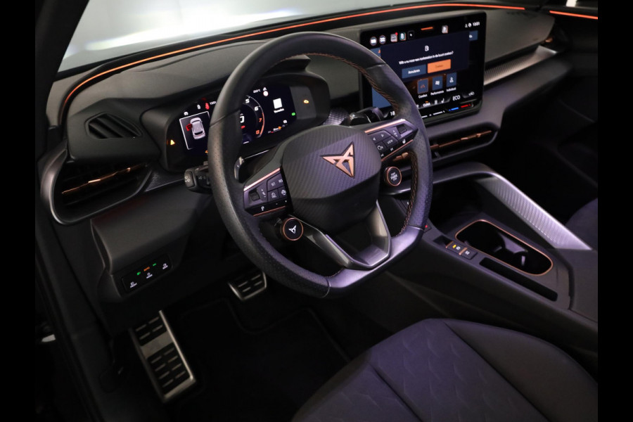 CUPRA Terramar 1.5 TSI e-Hybrid Business 204 pk Automaat (DSG) | Navigatie | Parkeersensoren (Park assist) | Rondomzicht camera | Autom. airco (3 zones) | Elektr. voorstoelen | Head-up display |