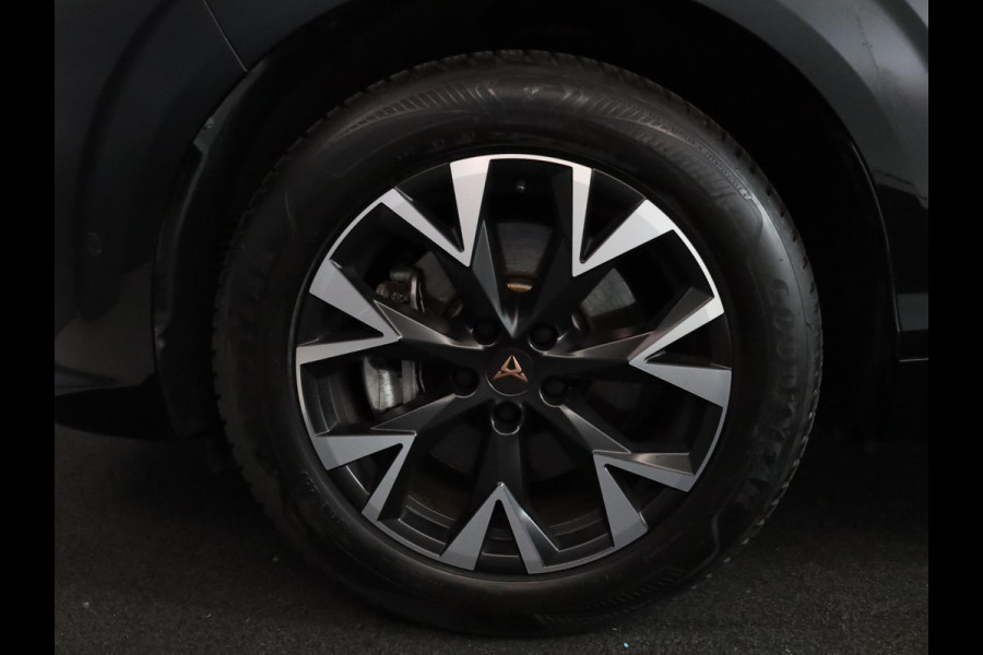 CUPRA Terramar 1.5 TSI e-Hybrid Business 204 pk Automaat (DSG) | Navigatie | Parkeersensoren (Park assist) | Rondomzicht camera | Autom. airco (3 zones) | Elektr. voorstoelen | Head-up display |