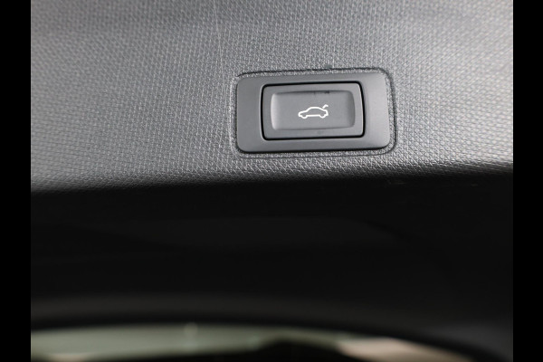 CUPRA Terramar 1.5 TSI e-Hybrid Business 204 pk Automaat (DSG) | Navigatie | Parkeersensoren (Park assist) | Rondomzicht camera | Autom. airco (3 zones) | Elektr. voorstoelen | Head-up display |