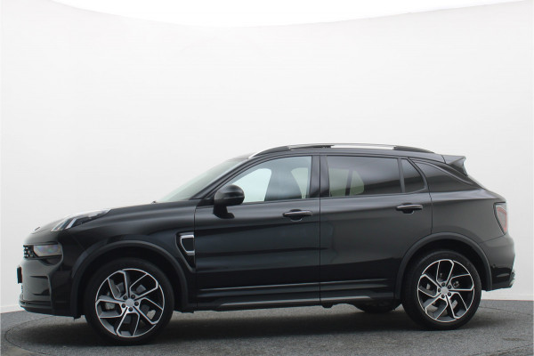 Lynk & Co 01 1.5 360° Camera, Panoramadak, Apple Carplay, ACC, Keyless, Zwarte hemel,, LED, 20''