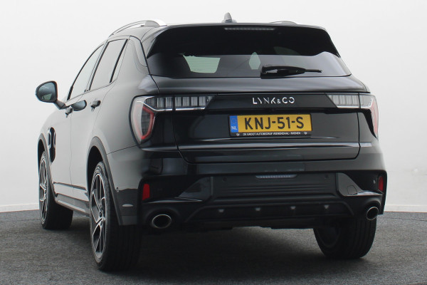 Lynk & Co 01 1.5 360° Camera, Panoramadak, Apple Carplay, ACC, Keyless, Zwarte hemel,, LED, 20''