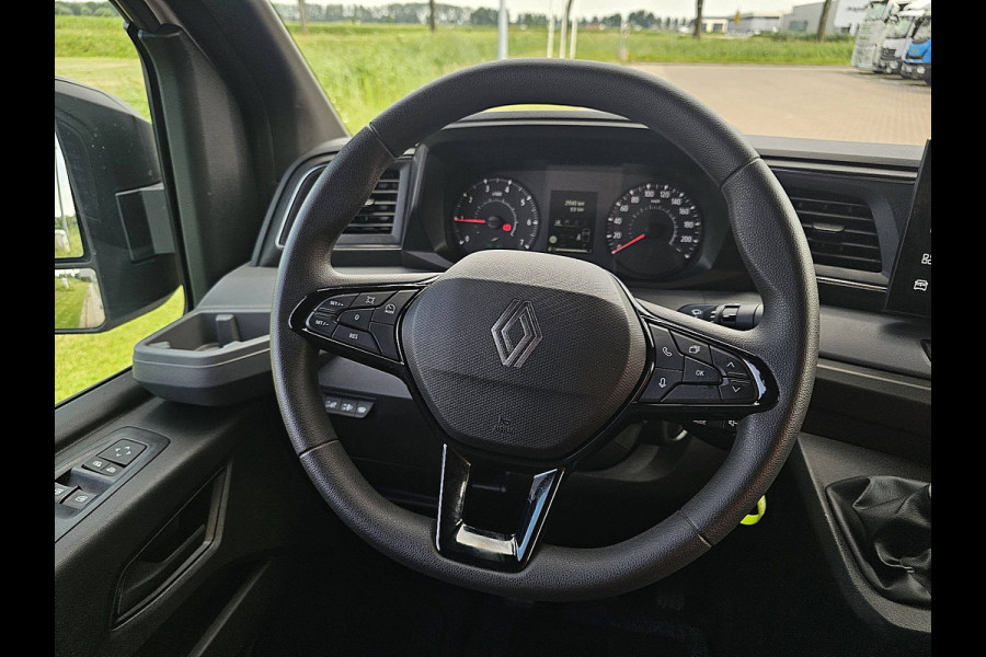 Renault Master T35 2.0 dCi 130 L2H2 Cruise control, Airco, Pdc, Carplay, Navi, Camera, 3,5t trekhaak, 3zits
