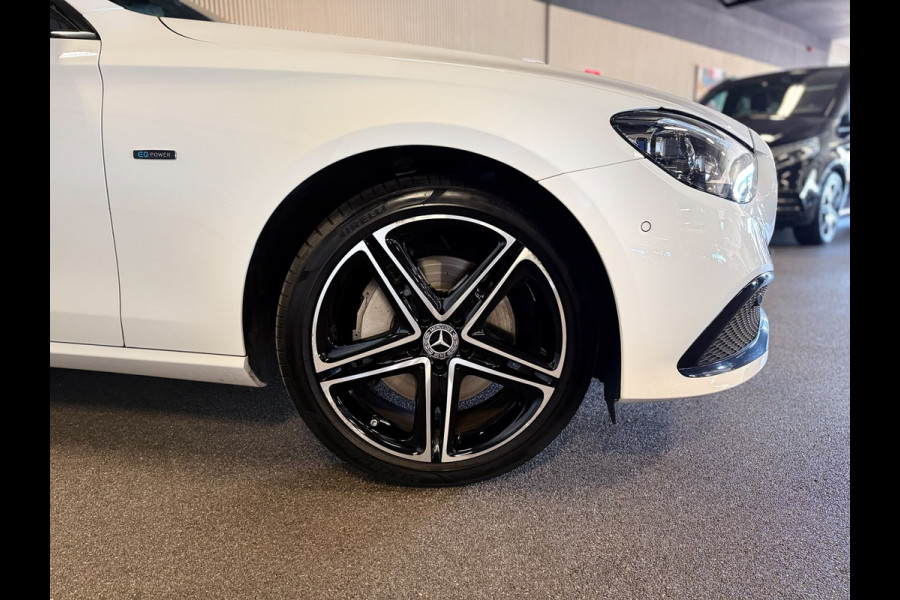 Mercedes-Benz E-Klasse 300e 4 Matic Avantgarde-PANORAMA-NIGHT-WIDESCREEN-CAMERA-SPOORPAKKET-COMPLEET