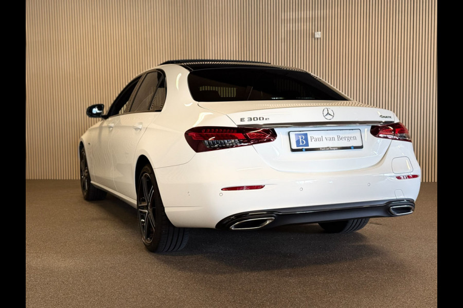 Mercedes-Benz E-Klasse 300e 4 Matic Avantgarde-PANORAMA-NIGHT-WIDESCREEN-CAMERA-SPOORPAKKET-COMPLEET
