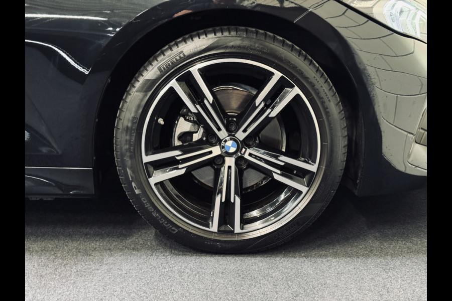 BMW 3 Serie Touring 320i M-Sport | 18" | HeadUp | LiveCockpitPro