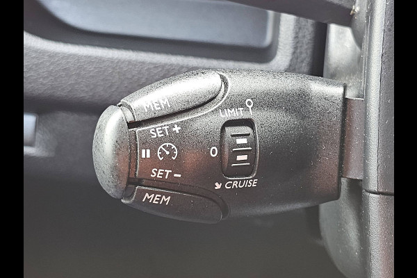 Opel Vivaro 2.0 Diesel 145 L3 DC XL, dubbele cabine, airco, navi, pdcl, trekhaak