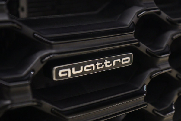 Audi Q5 50 TFSI e S edition Competition PANO/CARPLAY/ACC/KEYLESS/VOL