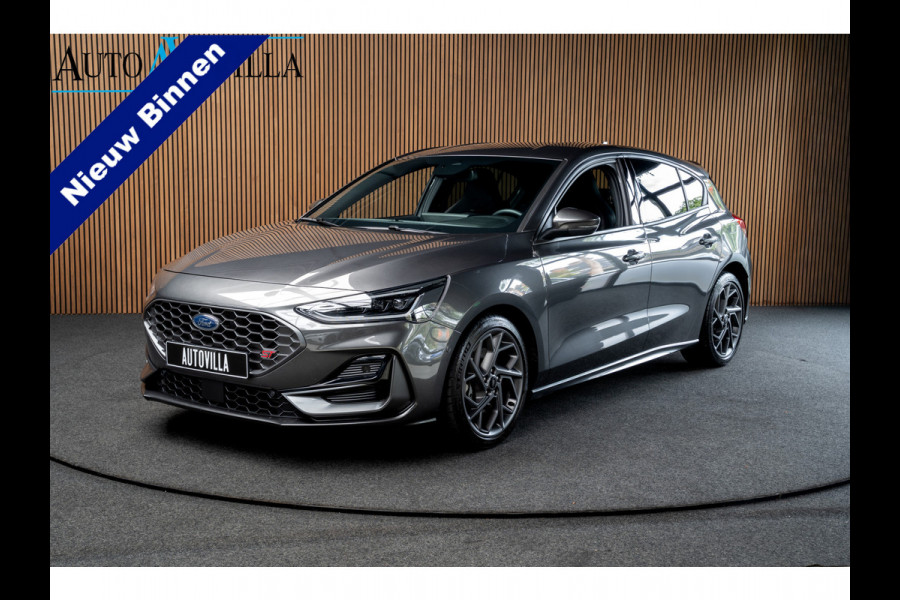 Ford Focus 2.3 EcoBoost ST PERFORMANCE LED-Matrix - AGR PERFORMACE Stoelen - Driver assistance pakket