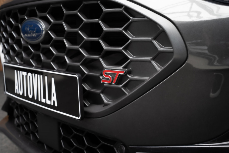 Ford Focus 2.3 EcoBoost ST PERFORMANCE LED-Matrix - AGR PERFORMACE Stoelen - Driver assistance pakket