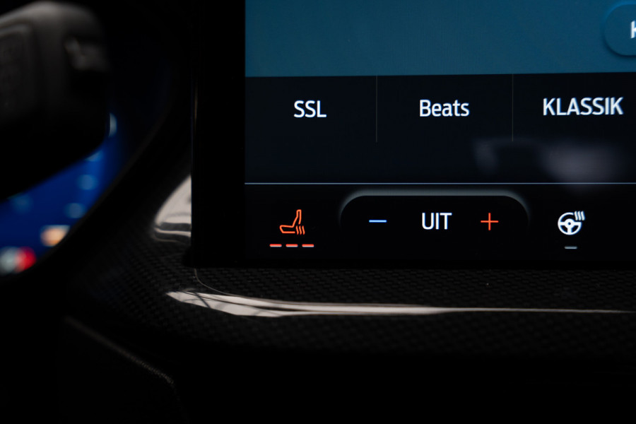 Ford Focus 2.3 EcoBoost ST PERFORMANCE LED-Matrix - AGR PERFORMACE Stoelen - Driver assistance pakket