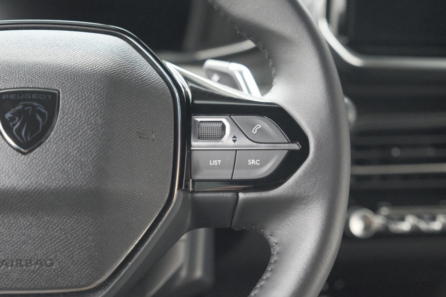 Peugeot 2008 Hybrid 136 e-DCS6 Allure | 360 Camera | Adaptieve Cruise Control | Dodehoekdetectie | Apple Carplay
