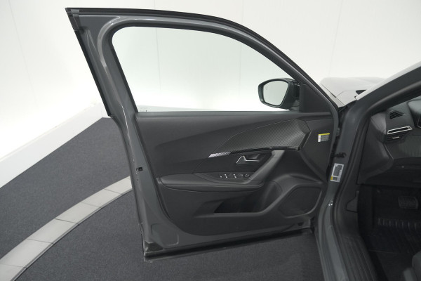 Peugeot 2008 Hybrid 136 e-DCS6 Allure | 360 Camera | Adaptieve Cruise Control | Dodehoekdetectie | Apple Carplay