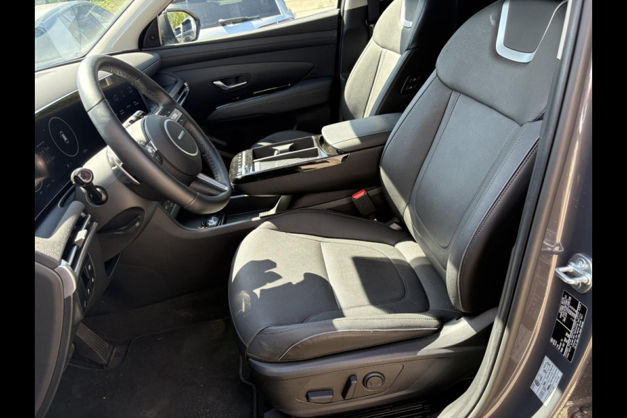 Hyundai Tucson 1.6 T-GDI PHEV Premium Sky 4WD | VOL! | Facelift | Panoramadak | Leder | Stoelventilatie & Verwarming | Adaptive Cruise Control