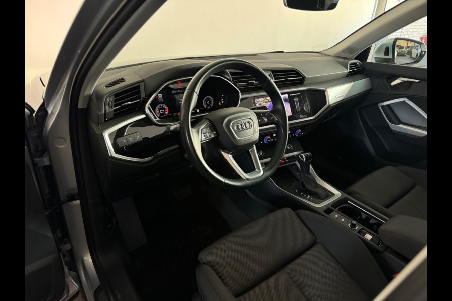 Audi Q3 35 TFSI Pro Line Pano|Camera|Stoelverwarming|Dodehoek|Keyless|ACC|Lane Assist
