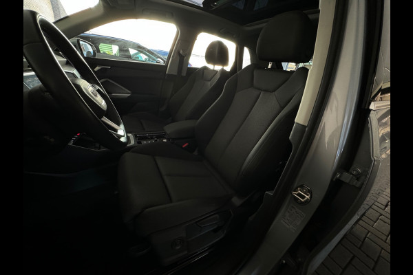 Audi Q3 35 TFSI Pro Line Pano|Camera|Stoelverwarming|Dodehoek|Keyless|ACC|Lane Assist