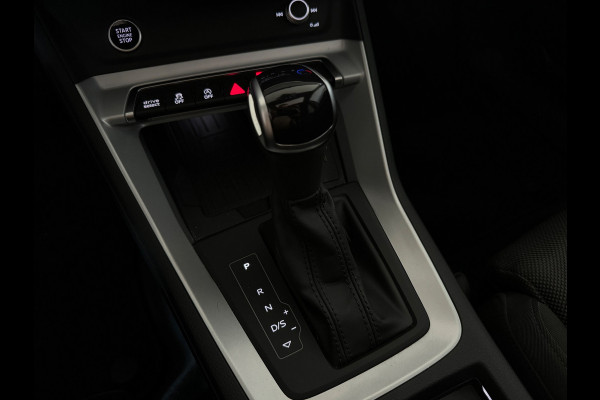 Audi Q3 35 TFSI Pro Line Pano|Camera|Stoelverwarming|Dodehoek|Keyless|ACC|Lane Assist