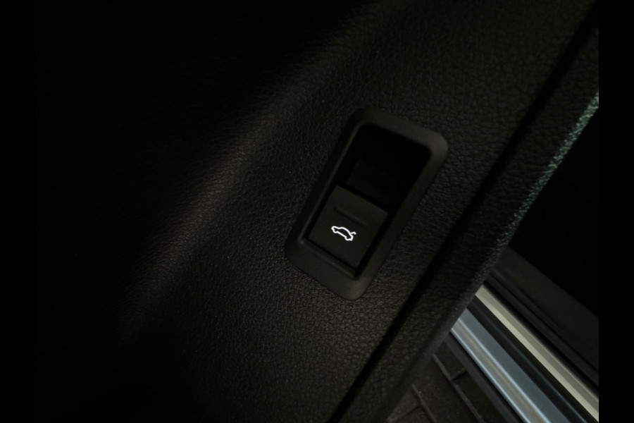 Audi Q3 35 TFSI Pro Line Pano|Camera|Stoelverwarming|Dodehoek|Keyless|ACC|Lane Assist
