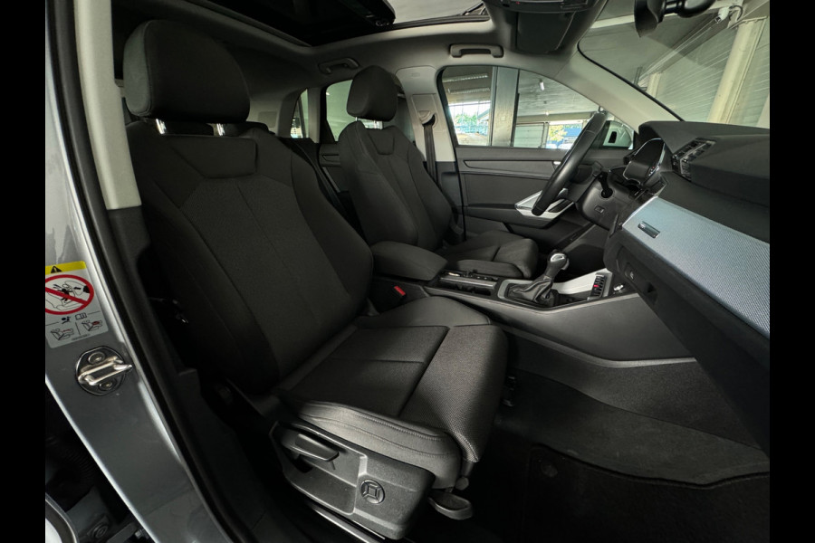 Audi Q3 35 TFSI Pro Line Pano|Camera|Stoelverwarming|Dodehoek|Keyless|ACC|Lane Assist
