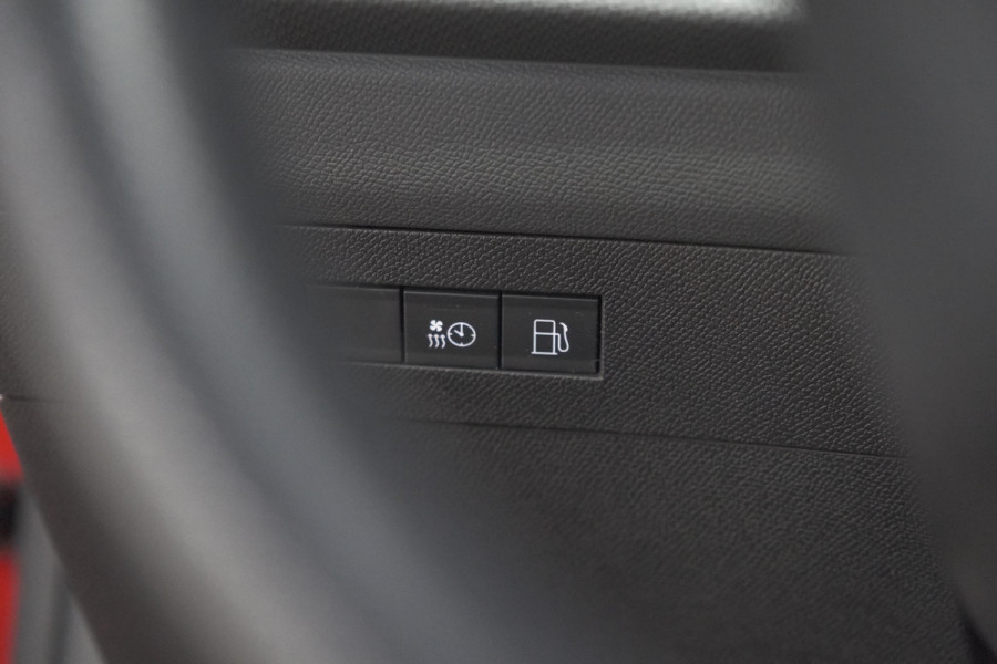 Opel Astra 1.6 Plug-in Hybrid GS Line | Head-up display | Dodehoekdetectie | Adaptieve Cruise control | AGR Stoelen