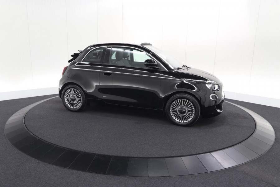 Fiat 500C Icon 42 kWh | 95,7% SOH | Convenience Pack | Camera | Dodehoekdetectie | Stoelverwarming