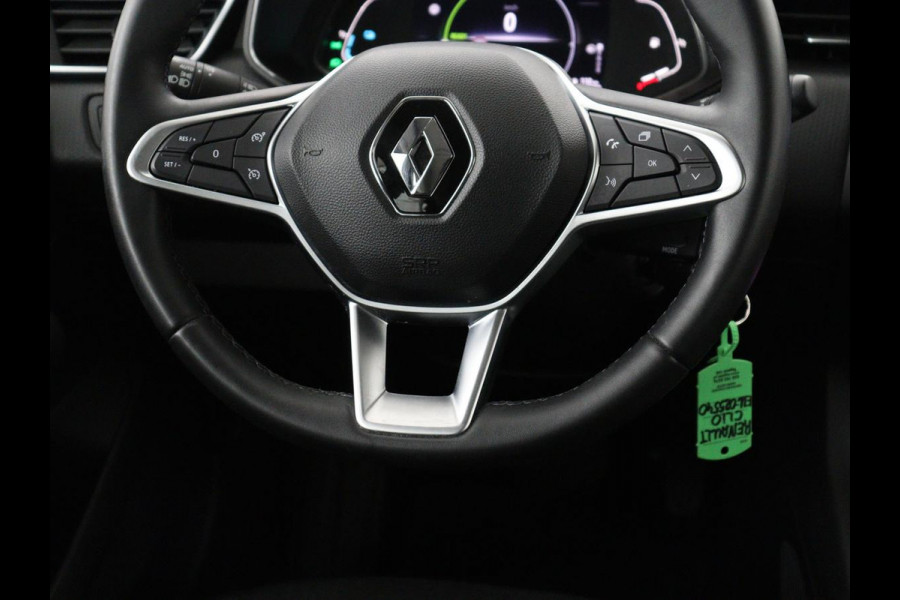 Renault Clio 1.6 E-Tech Hybrid 140 Business Zen | Cruise control | Park assist | Carplay | Navigatie | DAB | Lane assist | Virtual | Full LED