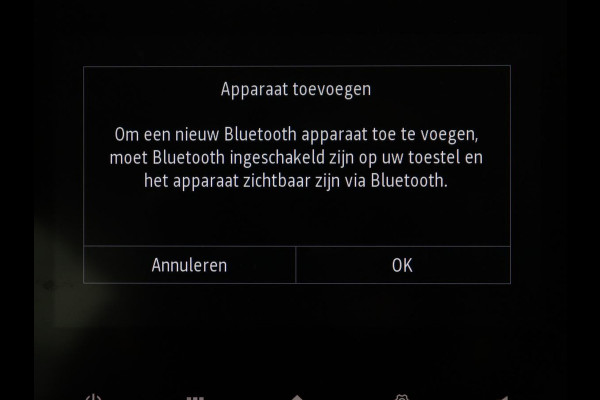 Renault Clio 1.6 E-Tech Hybrid 140 Business Zen | Cruise control | Park assist | Carplay | Navigatie | DAB | Lane assist | Virtual | Full LED