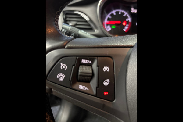 Opel KARL 1.0 ecoFLEX Innovation Stoel/stuurverwarming, Clima, Cruise, PDC