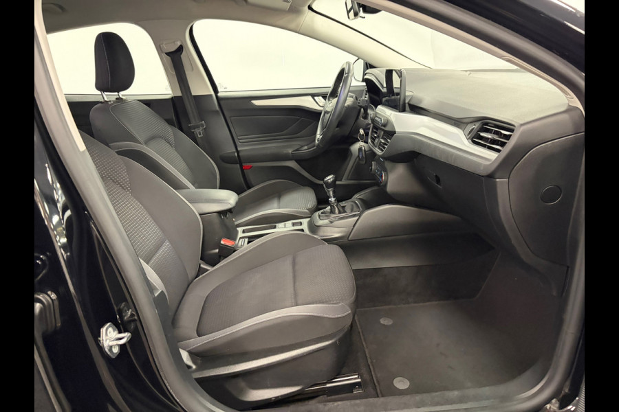 Ford Focus 1.0 EcoBoost Trend Edition Business*NAP*Airco*Trekhaak*PDC*