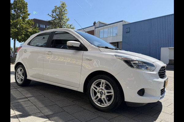 Ford Ka+ 1.2 Trend Ultimate White 5Drs - 62.000 KM - Airco I Sport velgen I PDC I Dealer onderhouden