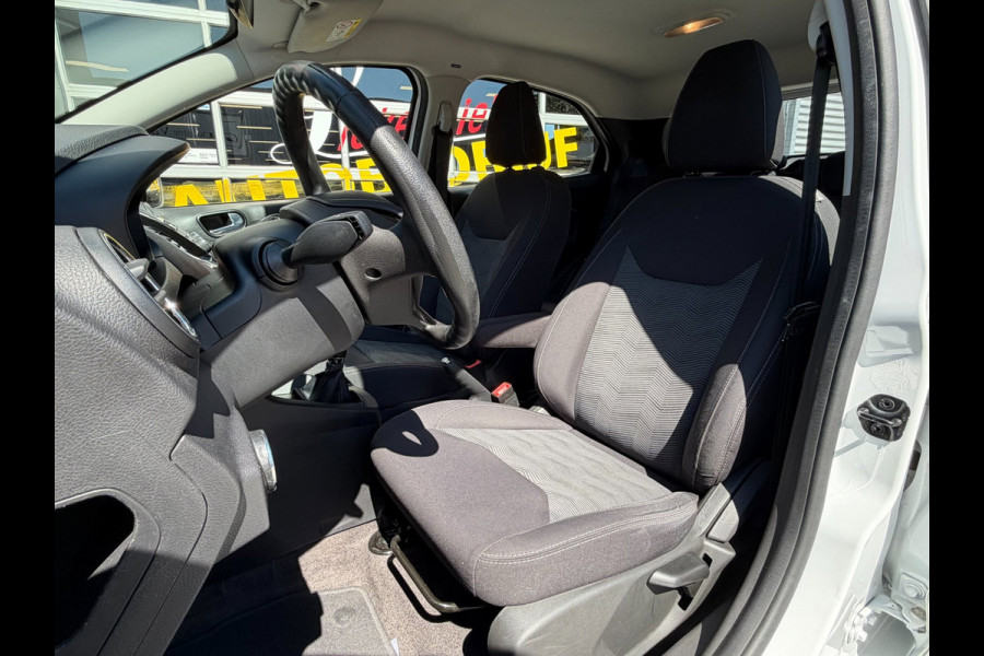 Ford Ka+ 1.2 Trend Ultimate White 5Drs - 62.000 KM - Airco I Sport velgen I PDC I Dealer onderhouden